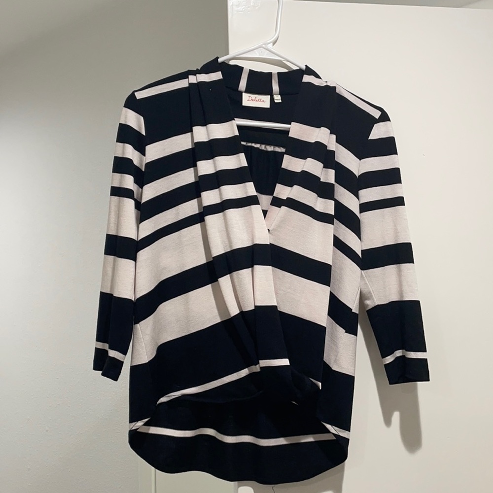 Anthro Deletta Black & Off White Wrap Top